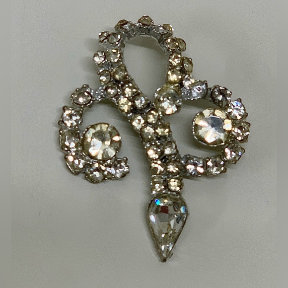 Early 20th Century Antique Silver Tone Metal Rhinestone Studded Brooch - Picture 1 of 16
